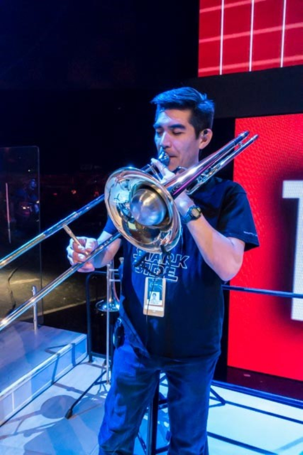 席琳迪翁在凱撒宮的圓形劇場(chǎng)為觀眾們帶來(lái)震撼的演出