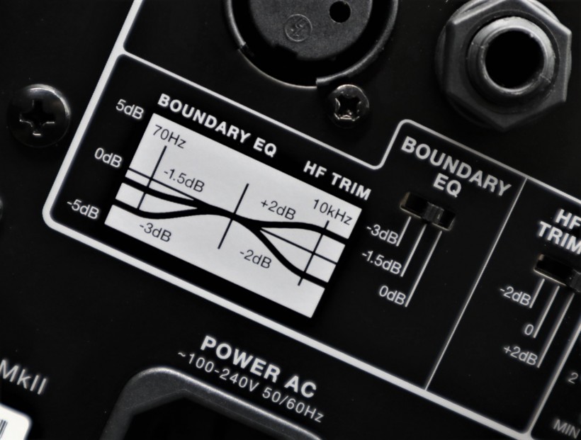 麗唱仍添錦上花——JBL 305P MkII 有源監(jiān)聽音箱試用體驗(yàn)