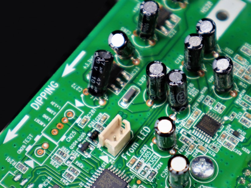 麗唱仍添錦上花——JBL 305P MkII 有源監(jiān)聽音箱試用體驗(yàn)