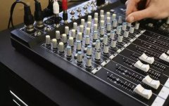 調(diào)音臺(tái)怎么用，調(diào)音臺(tái)的連接方法