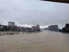 致敬！“乘風破浪”的廣電人